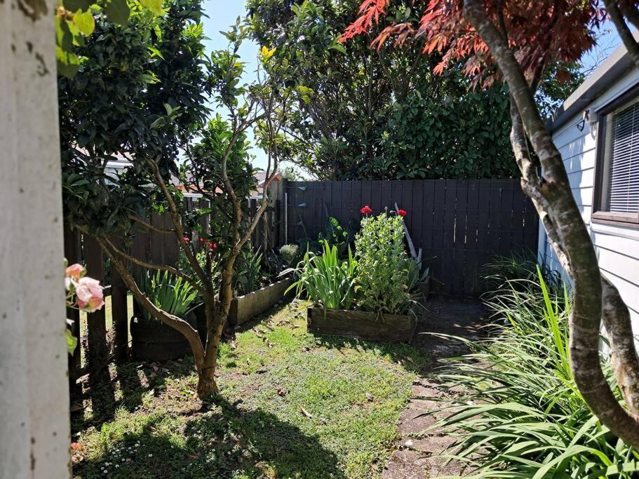 Sweet Guesthouse Waitara Luaran gambar